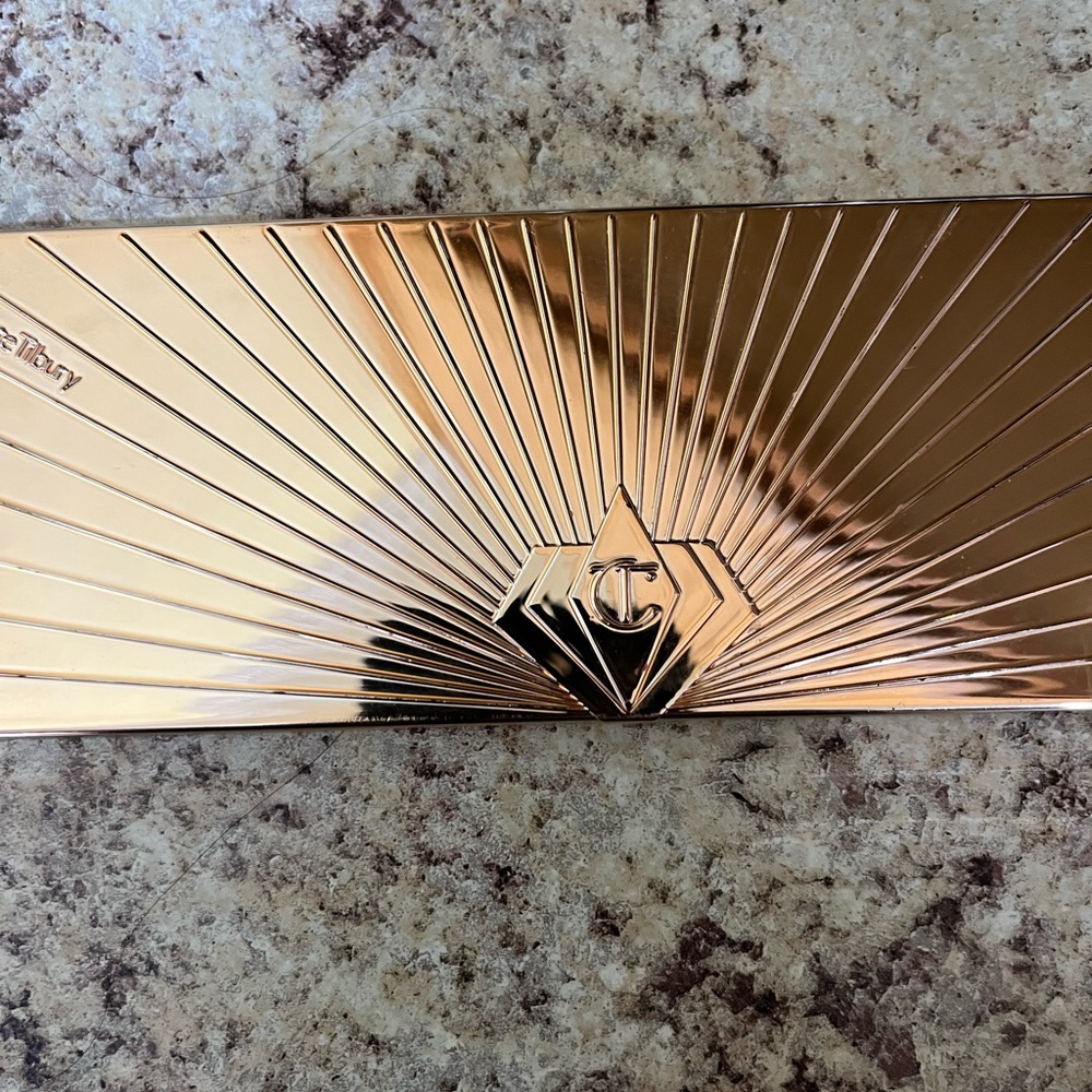 🎉SOLD🎉 Charlotte Tilbury Pillow Talk palette